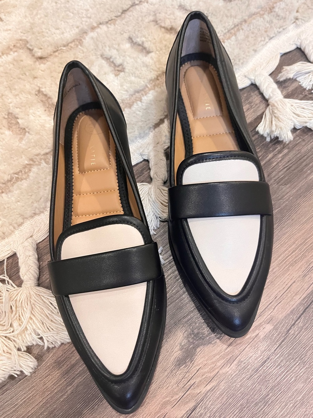 Pointed Toe Two-Tone Black and Cream Women’s Loafers